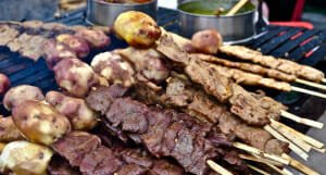 So ’schmeckt‘ peruanische Authentizität: Street Food in Lima