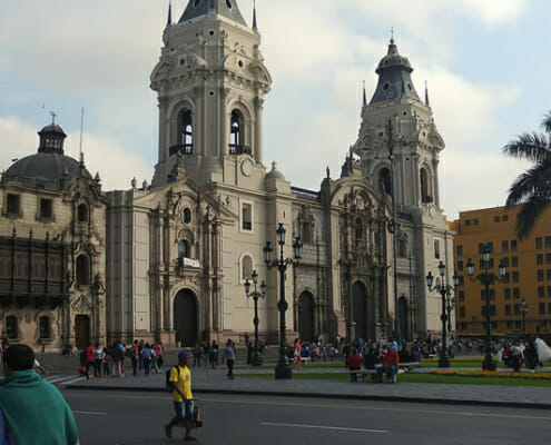 La catedral de Lima: testimonio de la colonización española y joya cultural de Perú