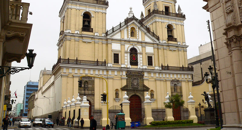 Iglesia San Pedro in Lima, ein Muss für alle Reisenden