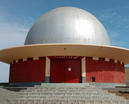 Das Planetario Morro Solar: Sterne in Lima beobachten