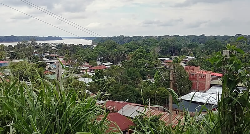Puerto Maldonado - Seen, Palmen und Schmetterlinge