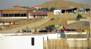 Surfparadies und Geisterstadt: Lobitos