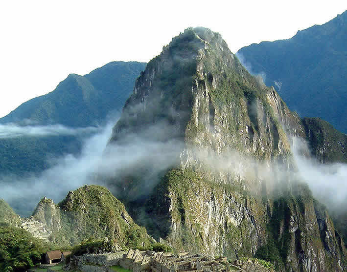 Huayna Picchu: Ein Abenteuer über den Wolken von Machu Picchu