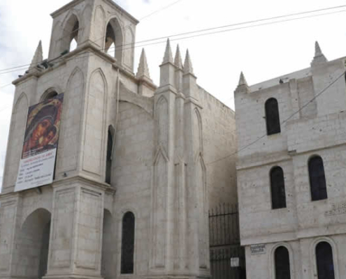Iglesia del Señor de la Caña – Santuario neogótico en Cayma