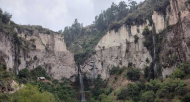 Catarata Paccha Cucho – Sirenachayoq: Wasserfall-Legenden bei Huamanguilla