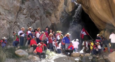 Wasserfest in Charcana – Escarbo de Acequia im Cotahuasi-Tal