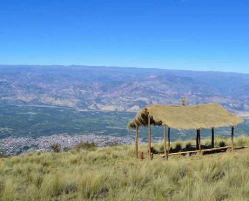 Mirador de Pultunchara: Balcón más alto de Huanta con luz andina y horizonte infinito