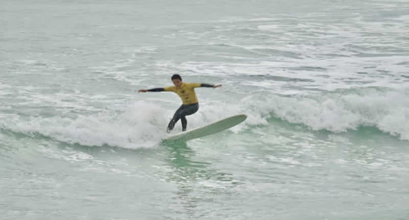 Playa Punta Roquitas: Surferherz von Lima an der Costa Verde