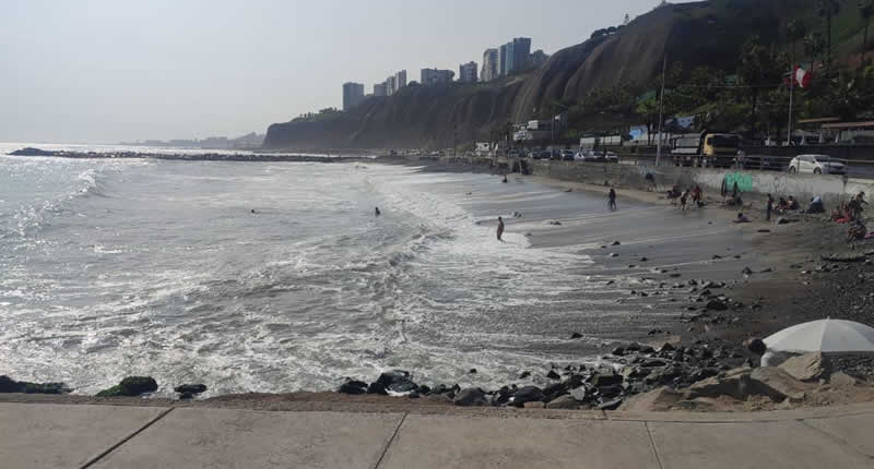 Playa Waikiki: clásico spot de surf de Miraflores en la Costa Verde