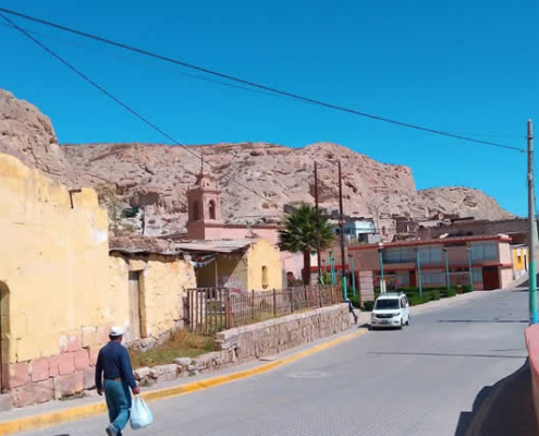Pueblo La Calera – El corazón histórico de Yura entre caliza y tradición