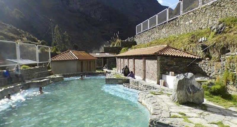 Baños Termales de Jathun Phutina cerca de Cuyocuyo