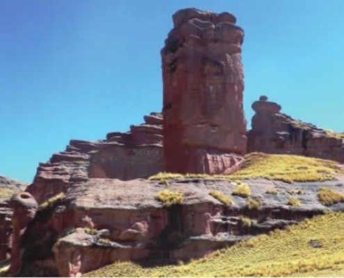 Cañón de Tinajani – cañón de roca roja y paisaje cultural cerca de Ayaviri