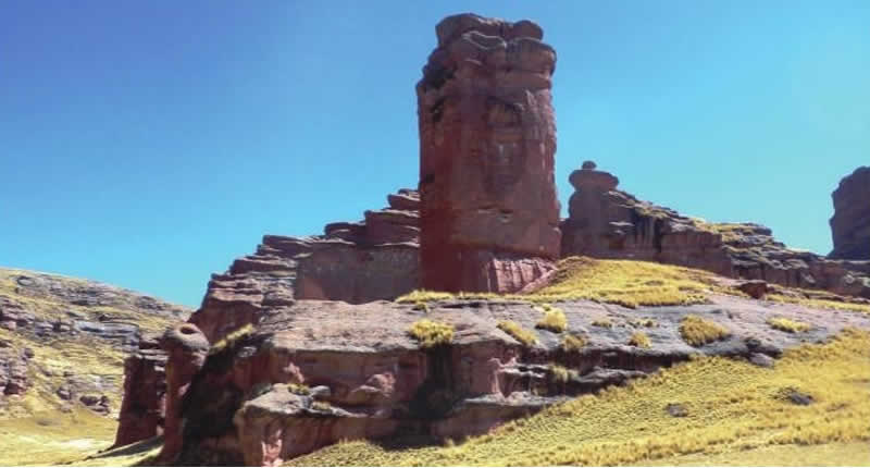 Cañón de Tinajani – cañón de roca roja y paisaje cultural cerca de Ayaviri