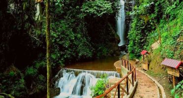 Der Río Tigre Waserfall – Naturparadies nahe Oxapampa