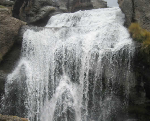Cataratas de Vila Vila – Hochandiner Wasserfall bei Vilavila