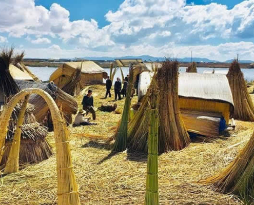 Islas Flotantes de Uros Titino: islas flotantes escondidas en el lago Titicaca