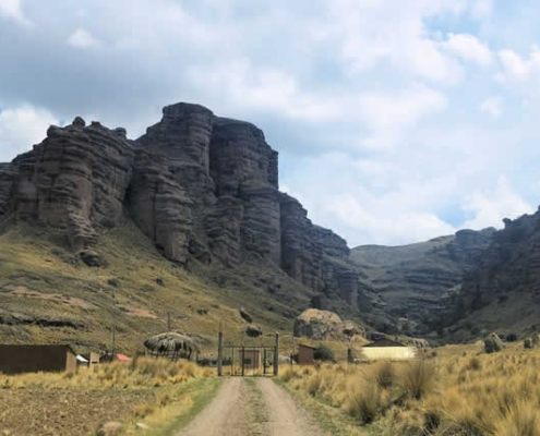 Paraíso Natural de Keñuacuyo – cañón, bosque de queñuas y cultura andina cerca de Ayaviri