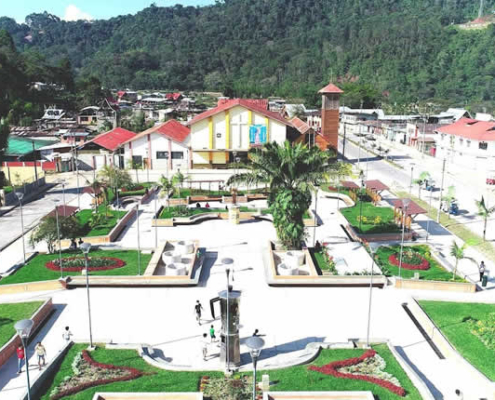 Plaza Principal de Villa Rica – Herz der „Tierra del Café más fino del mundo“