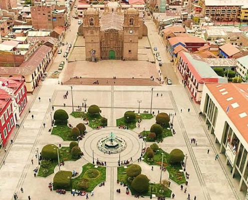 Puno – ciudad a orillas del lago Titicaca y cuna de antiguas culturas andinas