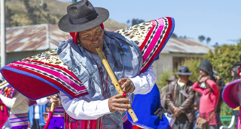 Danza Q’arapulis o Quena Quena en Juli