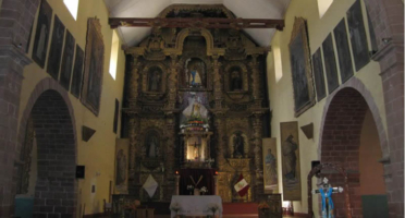 Templo Santiago Apóstol in Huancané: Barockkirche im Altiplano