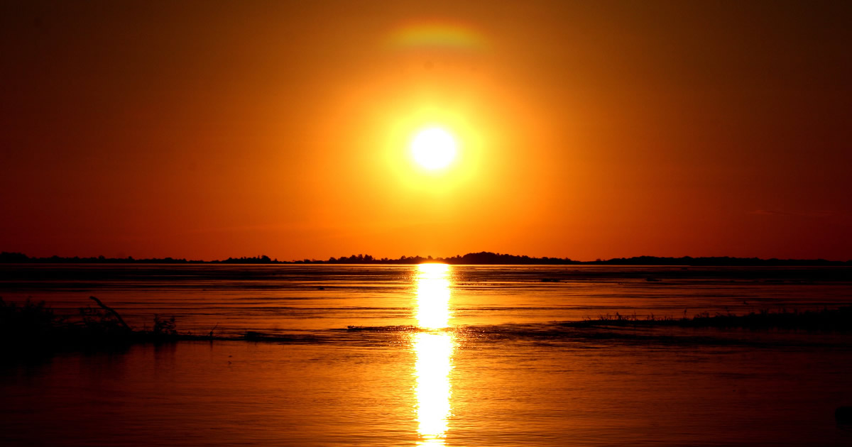 Atardecer en el Amazonas