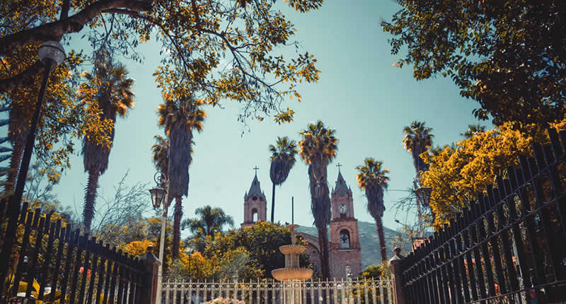 Plaza de Armas de Huanta: simetría y patrimonio